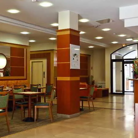 Apartahotel Citadines Presqu'ile 3*