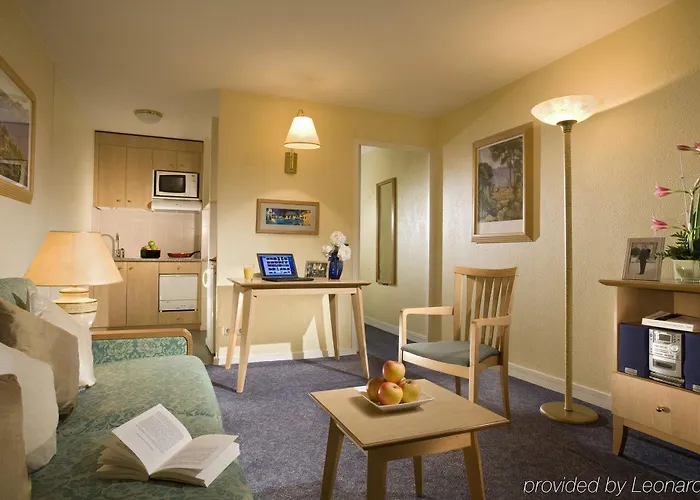 Citadines Presqu'ile Aparthotel