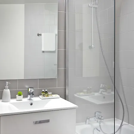 Citadines Presqu'ile 3*