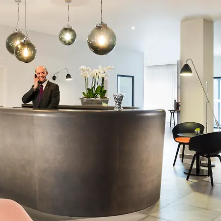 Citadines Presqu'ile מלון דירות