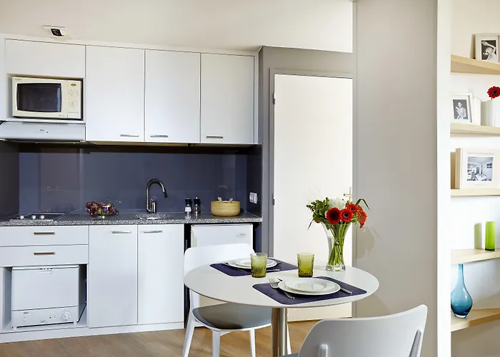 Citadines Presqu'ile Hotel apartamentowy 3*